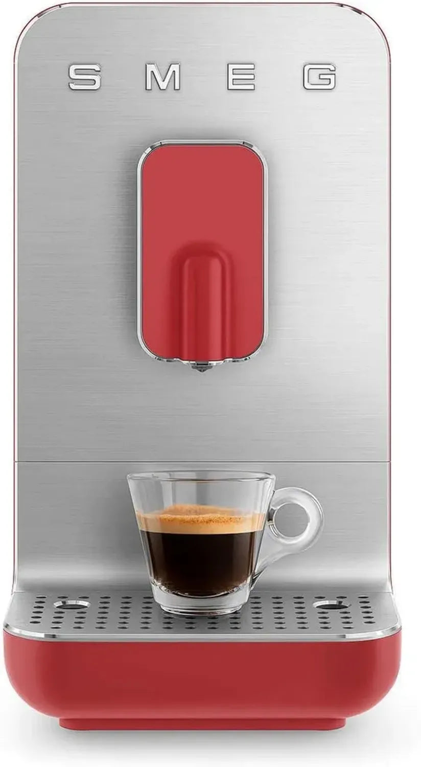 Smeg Kaffeevollautomat Rot, Integriertes Mahlwerk, 1,4L Tank, 19 Bar Druck